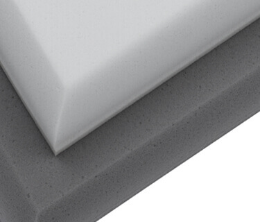 Staplad ljudabsorbent med rundade kanter och brandskyddsklass DIN 4102 B1 / C-s2, d0 enligt DIN EN 13501